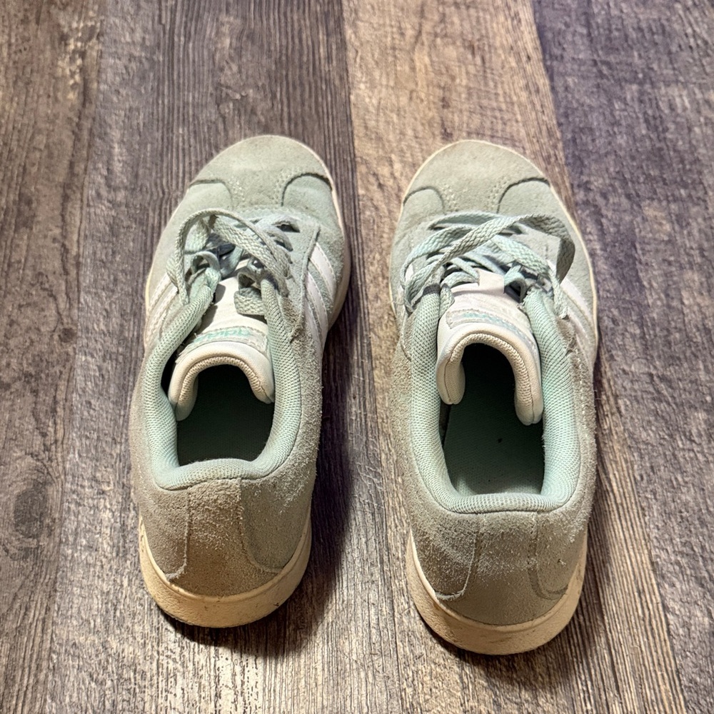Girls Adidas Mint Green Suede Sneakers - Picture 2 of 6